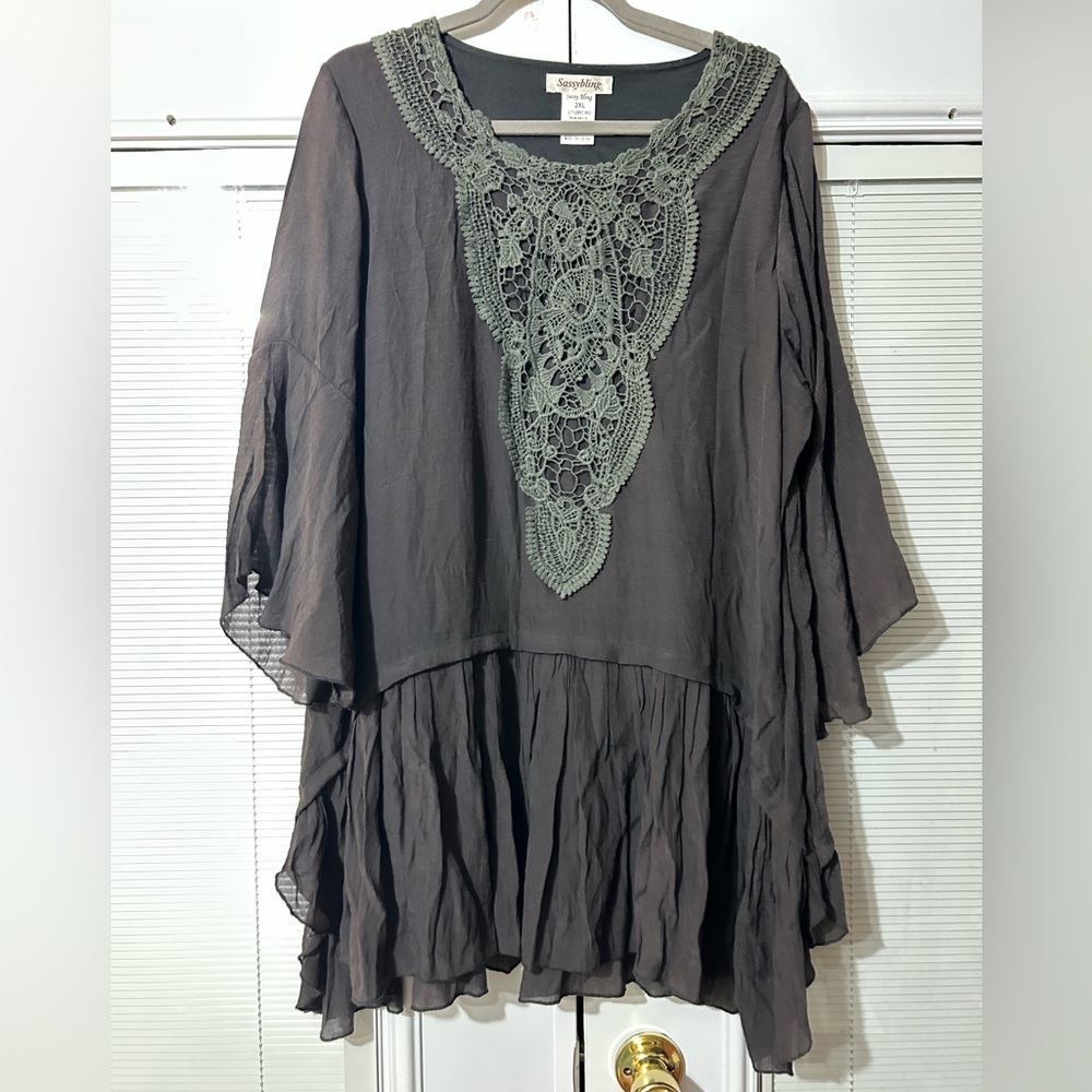 Sassy Bling 2x Dark Gray Crochet Embellished Tunic Blouse
